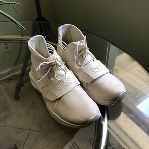 Puma/Fenty by Rihanna shoes - size 6.5